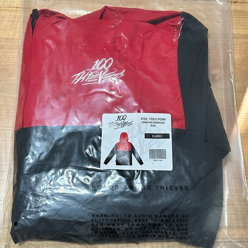 100 Thieves Foundations Wind Breaker - Black/Red